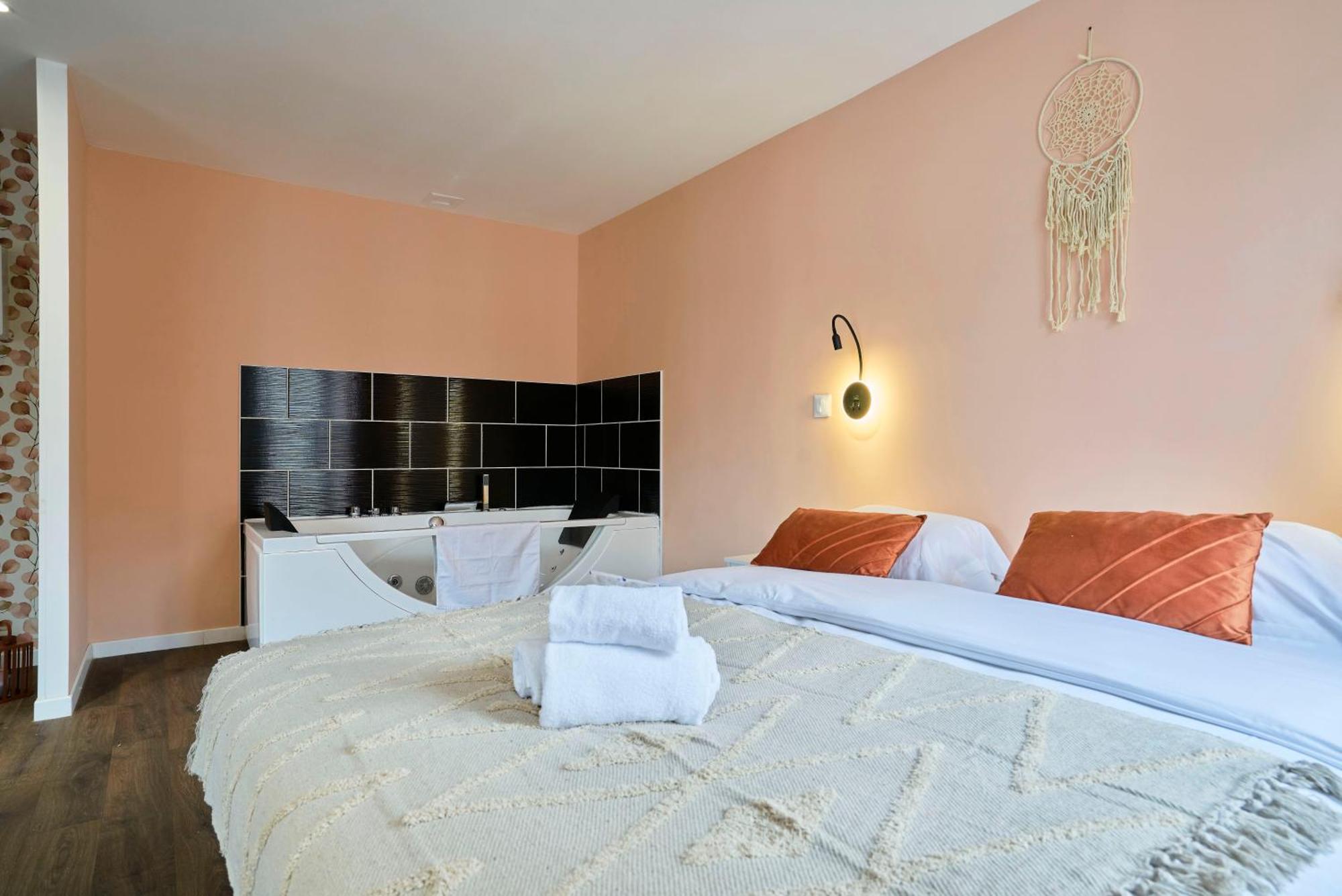 Ng Prestige L Lille L Tourcoing - Bouvines Balneo Apartamento Exterior foto